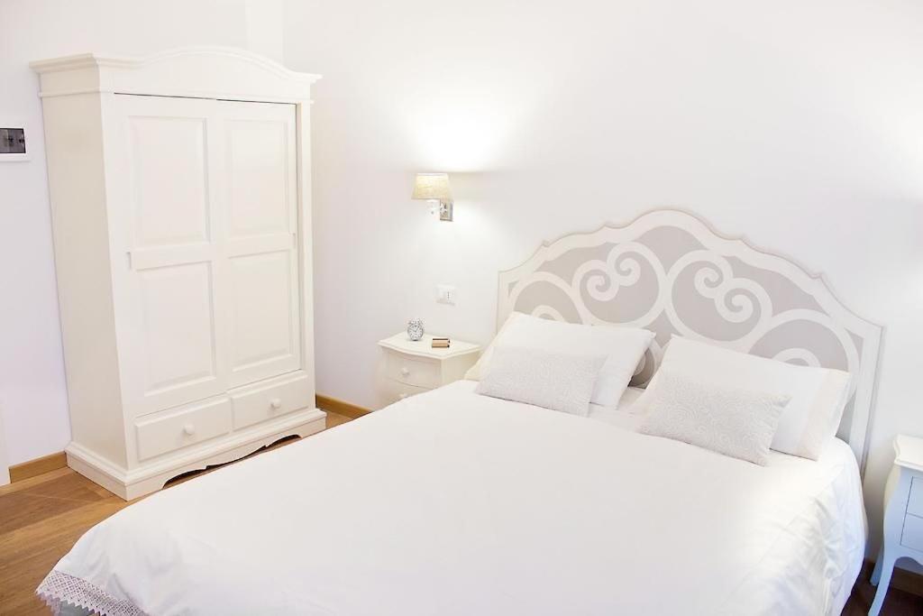 Residenza Cantore เวโรนา ภายนอก รูปภาพ